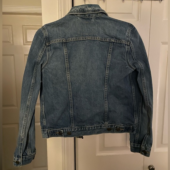 Levi’s Denim Jacket - Picture 2 of 7